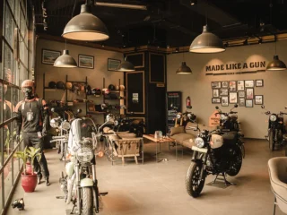 royal enfield showroom
