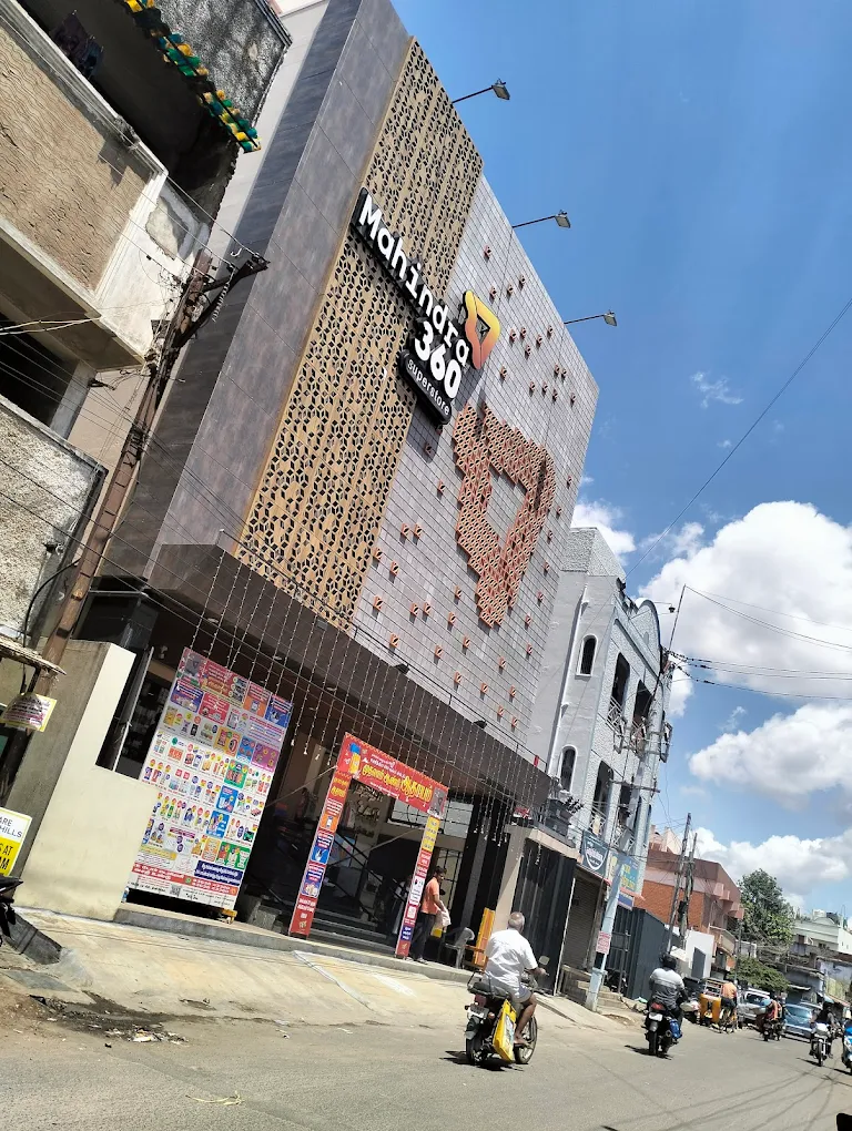 Mahindra 360 Superstore